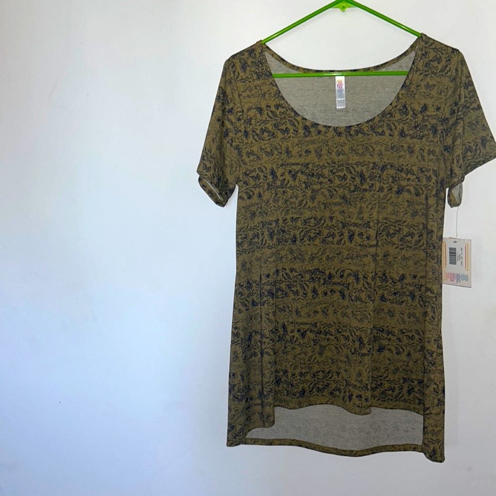 LuLaRoe Classic T